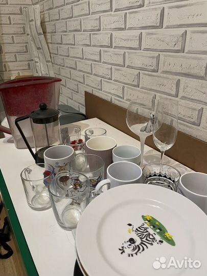 Тарелки кружки чайник