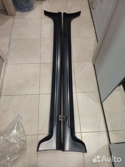 Накладки на пороги ваз гранта