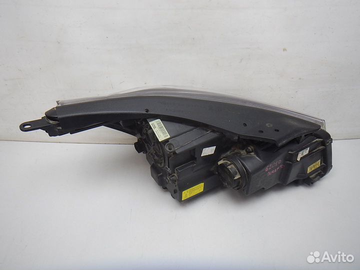 Фара левая Kia Sorento/Sorento Prime