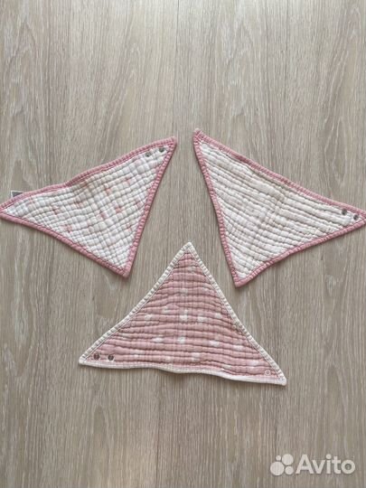 Нагрудники для кормления Mothercare