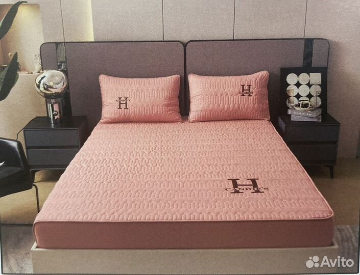 Покрывало на кровать на резинке