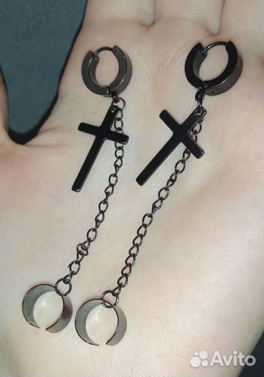 Серьги в готическом стиле