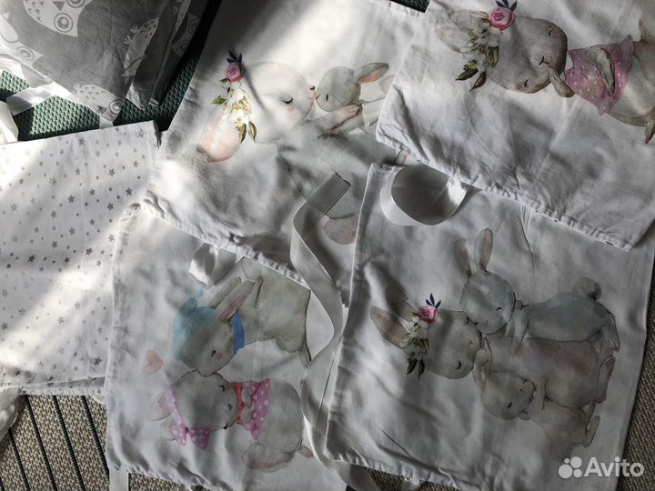 Бортики в детскую кроватку и простынь