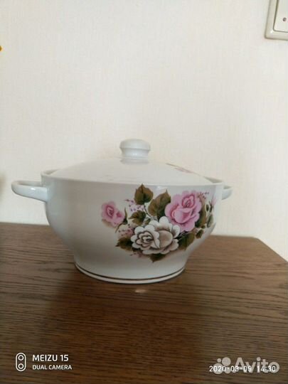 Новая фарфоровая супница. Хайтинский фарфор