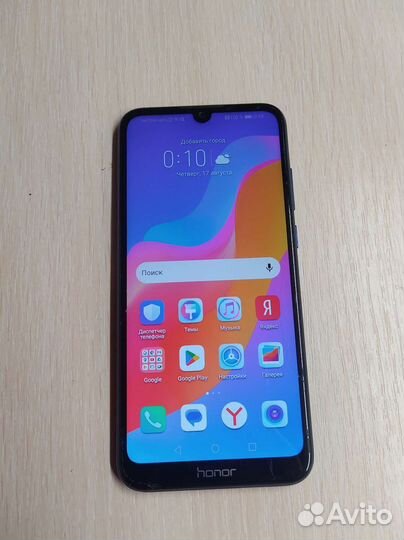 Телефон honor 8а
