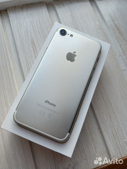 iPhone 7, 32 ГБ
