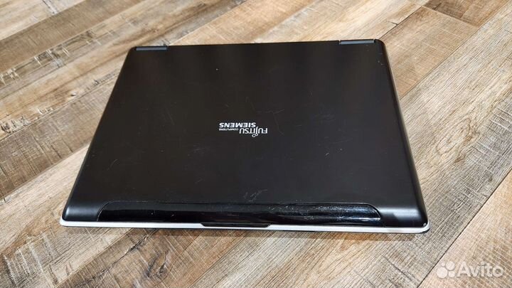 Ноутбук Fujitsu Siemens Amilo PRO