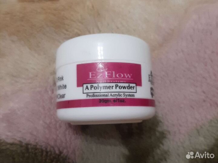 Для наращивания ногтей пудра