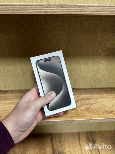 iPhone 15 Pro, 256 ГБ