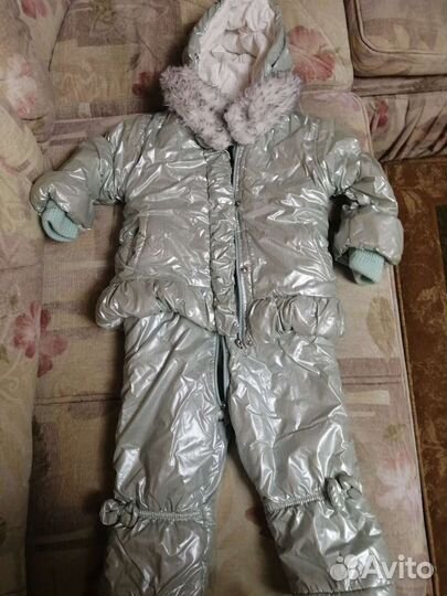 Куртка и комбинезон для девочки