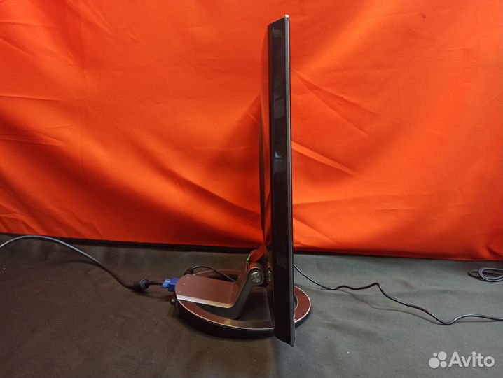 Надежный Монитор Asus Ls201 / 1400x1050