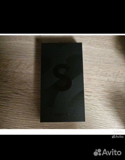 Samsung Galaxy S22, 8/128 ГБ