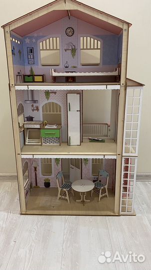 Домик кукольный деревянный