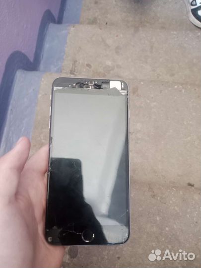 Телефон iPhone 6 плюс