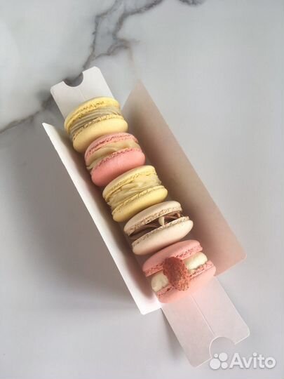 Пирожные макаронс