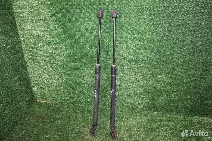 Амортизатор багажника Mitsubishi Outlander CU