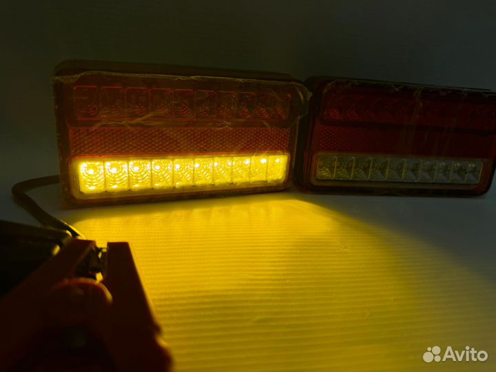 Фонари светодиодные задние 12/24V