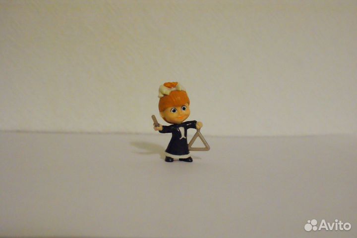 Киндер Сюрприз Маша и Медведь 3 kinder 2015г