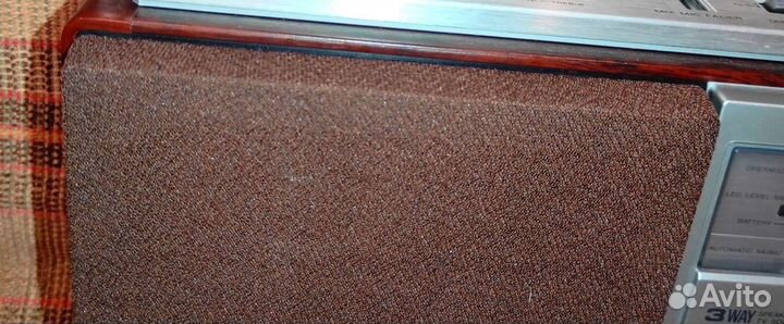 Магнитолы Sony CFS-V8 Zilba'p,Toshiba Sugar RT-SF5