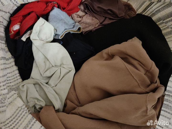 Отдам мешок вещей