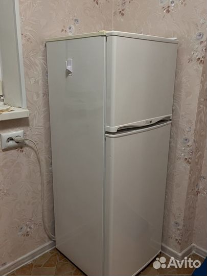 Холодильник i-star