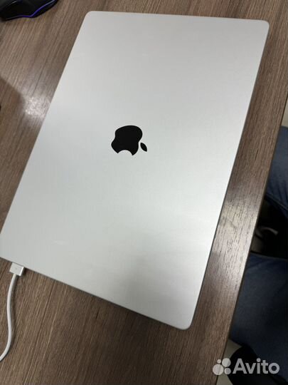 Macbook Pro 16 m1 pro 512 gb Silver