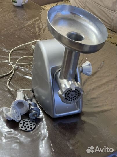 Мясорубка электрическая