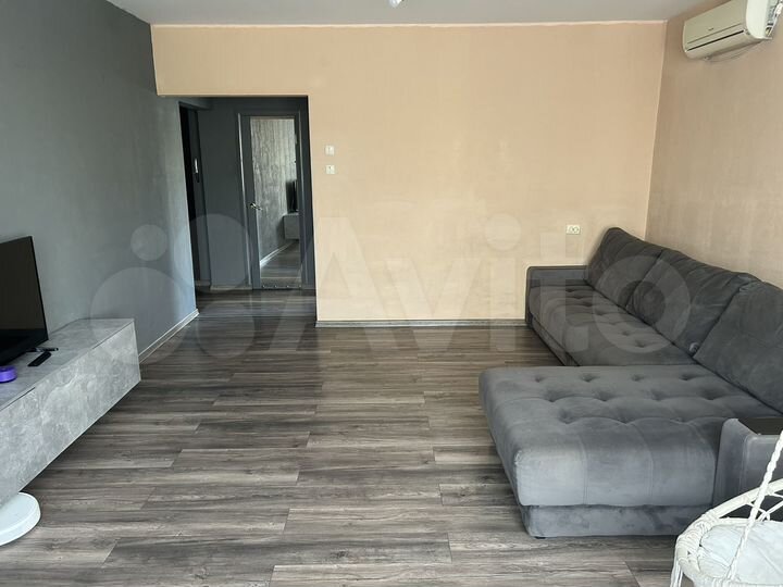 2-к. квартира, 56,3 м², 2/10 эт.