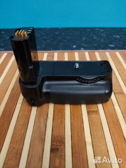 Батарейный блок Nikon D80 D90