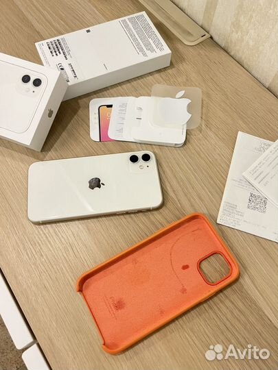 iPhone 11, 128 ГБ