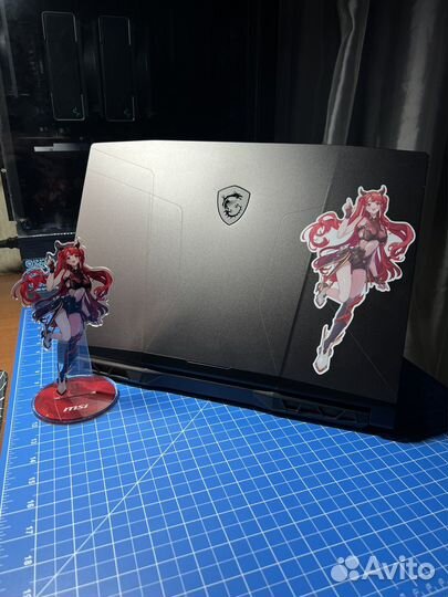 Игровой ноутбук MSI i7-11800H/RTX3050Ti/32GB