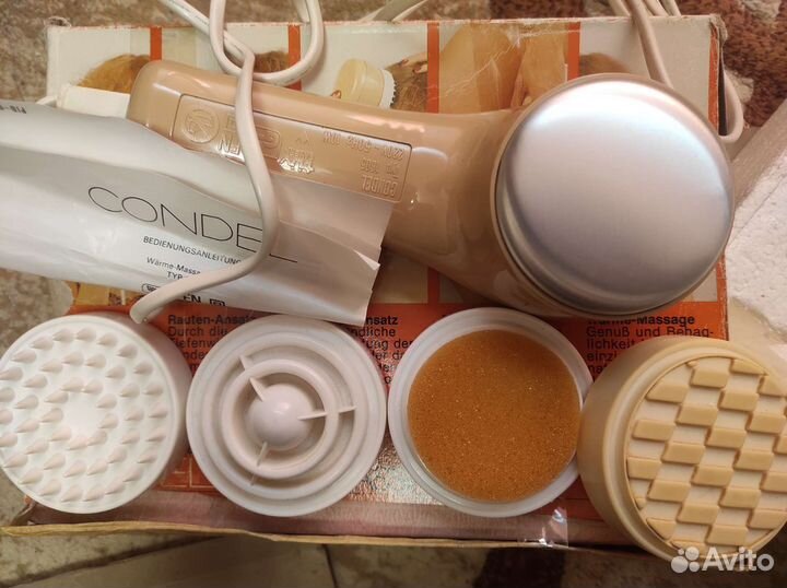 Массажер с насадками для лица и тела