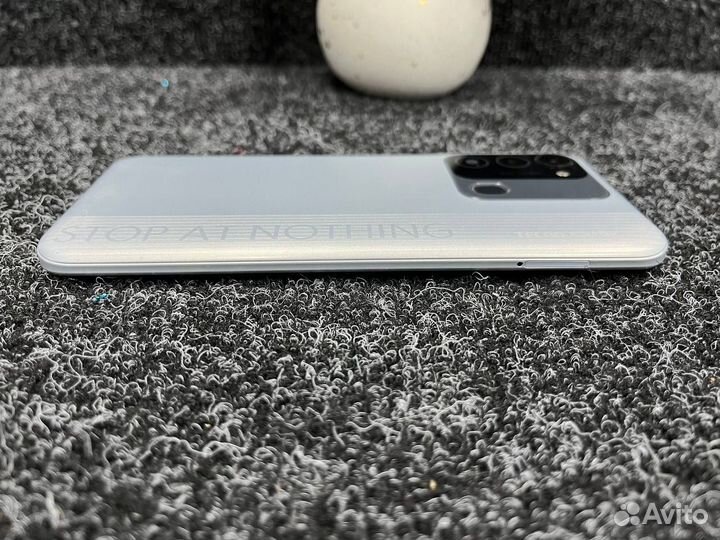 TECNO Spark 8C, 4/64 ГБ