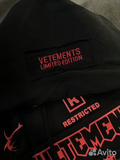 Vetements Hardcore Red Patch Худи