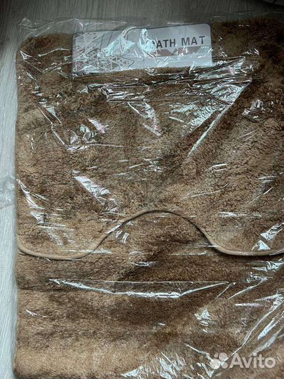 Новый комплект из 2 пушистых ковриков для ванны