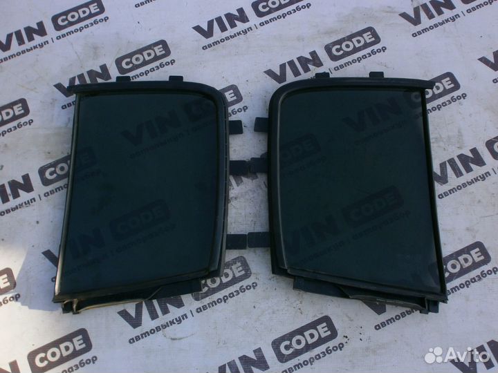 Форточка задней правой двери Джили мк кросс