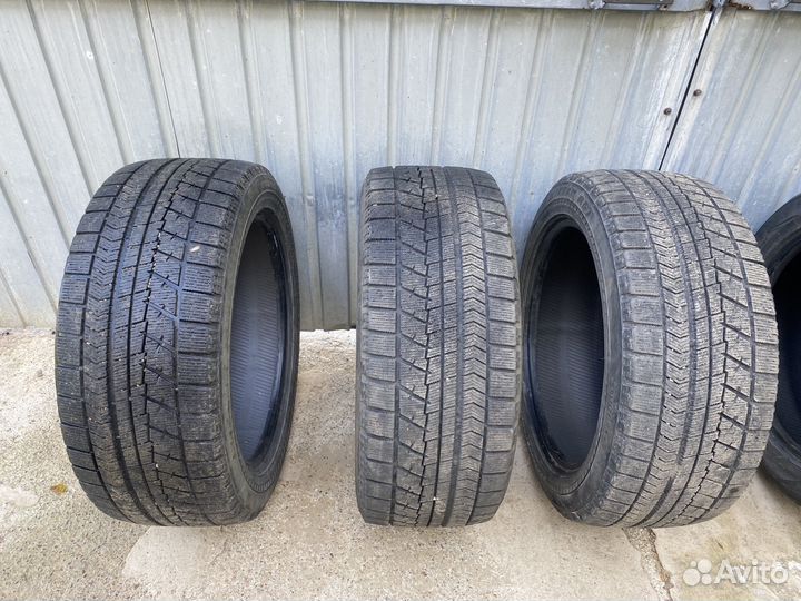 Bridgestone Blizzak RFT 245/50 R19 82N