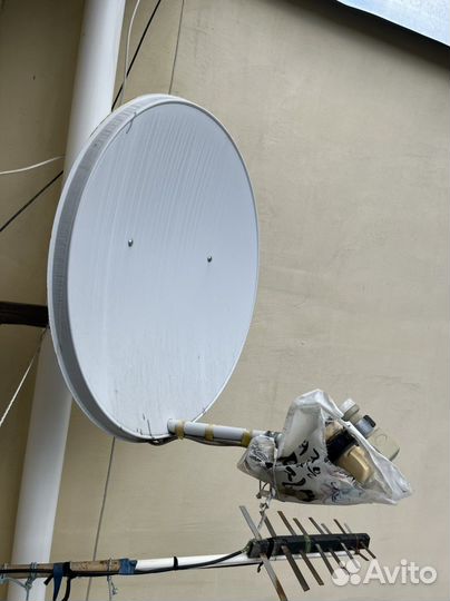 Антенна спутниковая