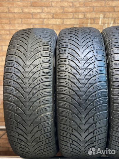 Nokian Tyres WR SUV 4 225/60 R18