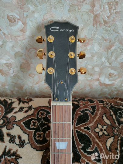 Caraya E239CS Полуакустическая гитара