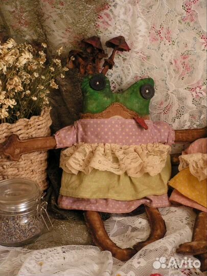 Авторская игрушка лягушка