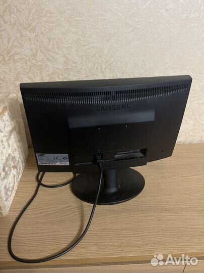 Монитор Samsung e1920N