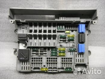 Блок предохранителей 61146906624