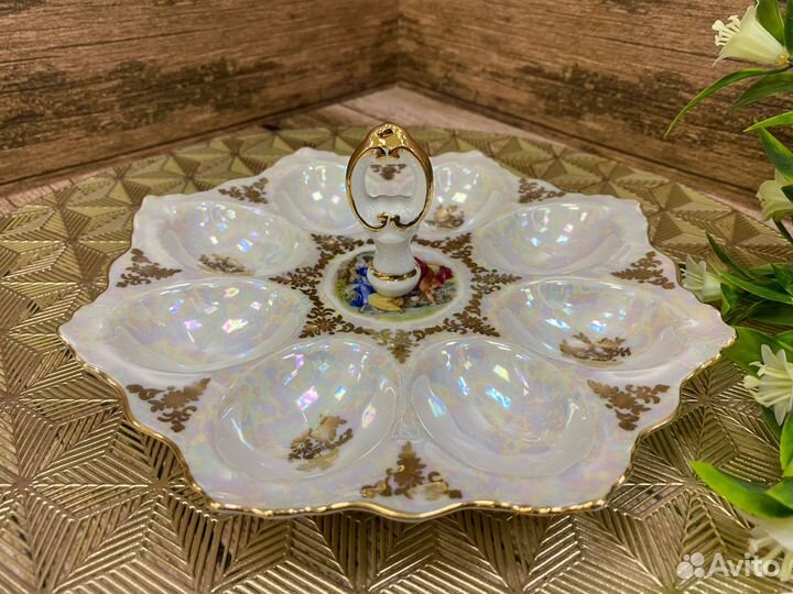 Поднос для яиц с ручкой 