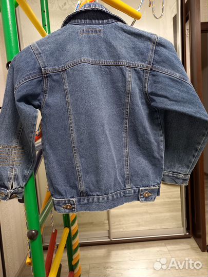 Джинсовая куртка для мальчика