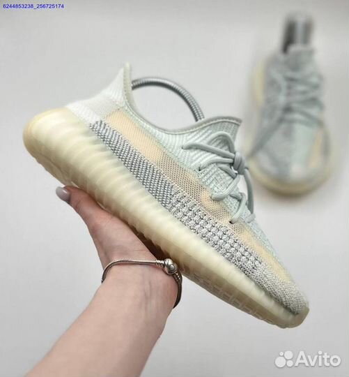 Кроссовки женские Adidas Yeezy Boost 350