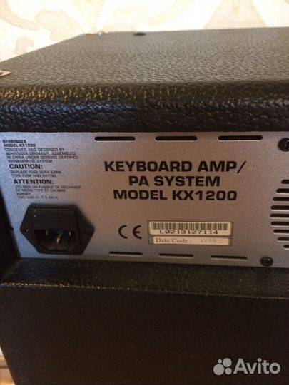 Behringer KX1200 - комбо для озвучивания эл. инстр