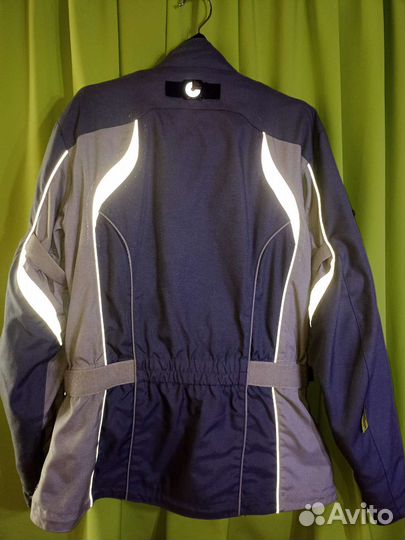 Мотокуртка с защитой