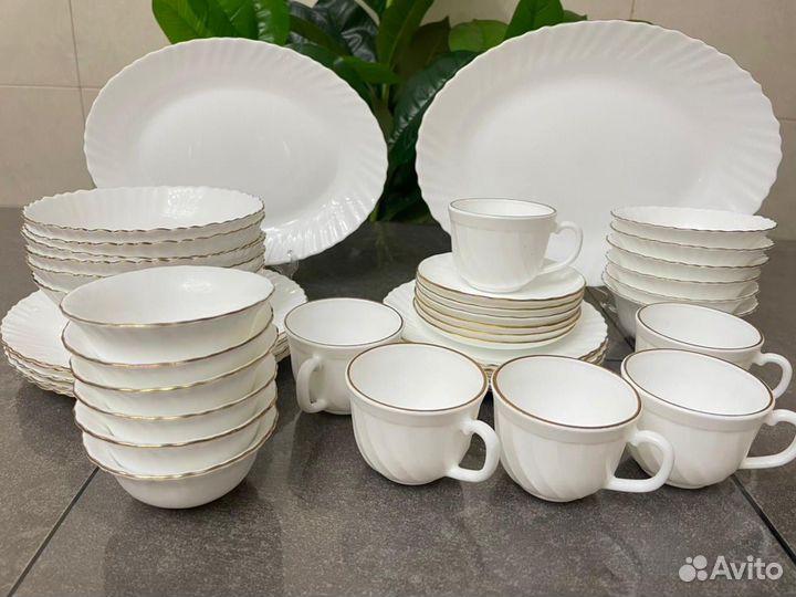 Набор столовой посуды