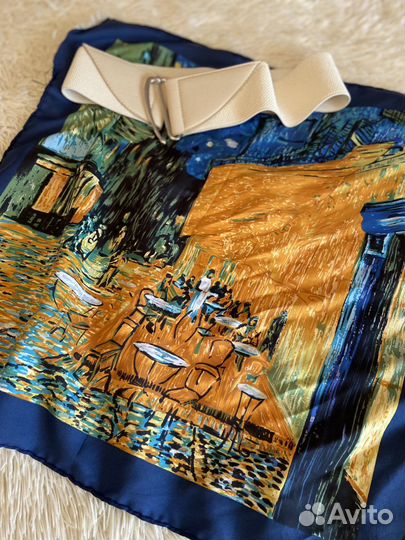 Пакет фирменных вещей